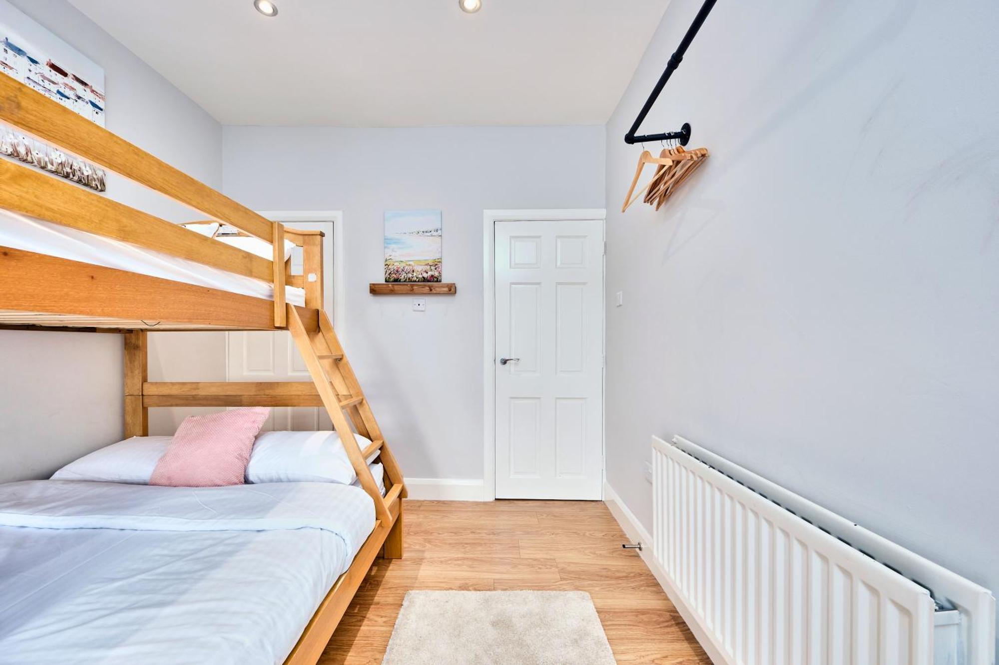 5 West Beach - Portrush By The Sea エクステリア 写真